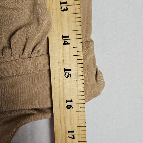 Nookie Dasha Plunge Bodysuit Latte Size XS Shoulder Pads Thong Revolve NBB04 NEW - Picture 13 of 15